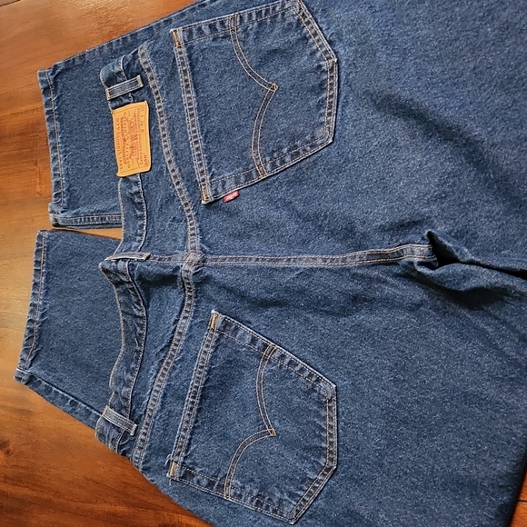 Men's Levis 550 - Picture 5 of 5